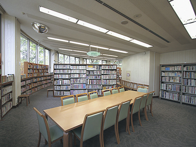 県立 図書館 広島