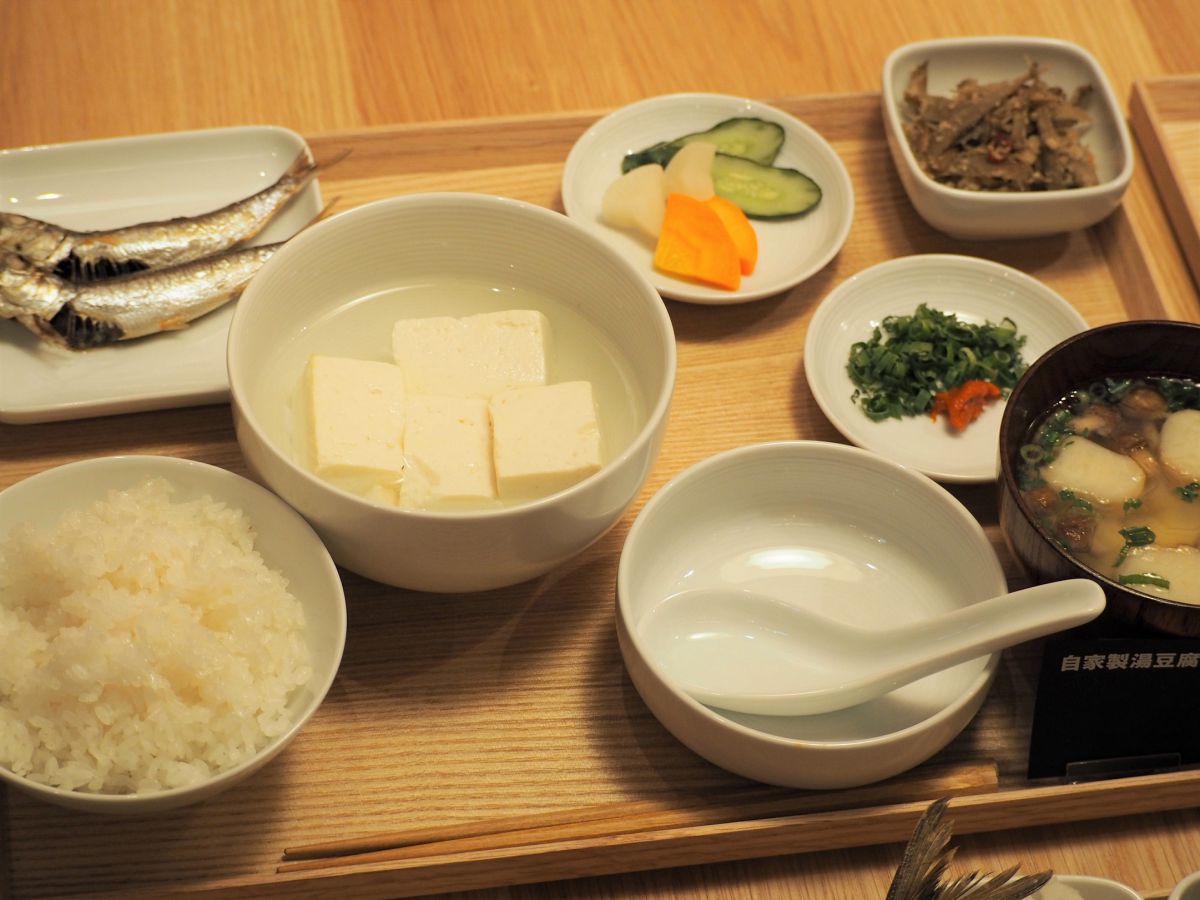湯豆腐セット850円~