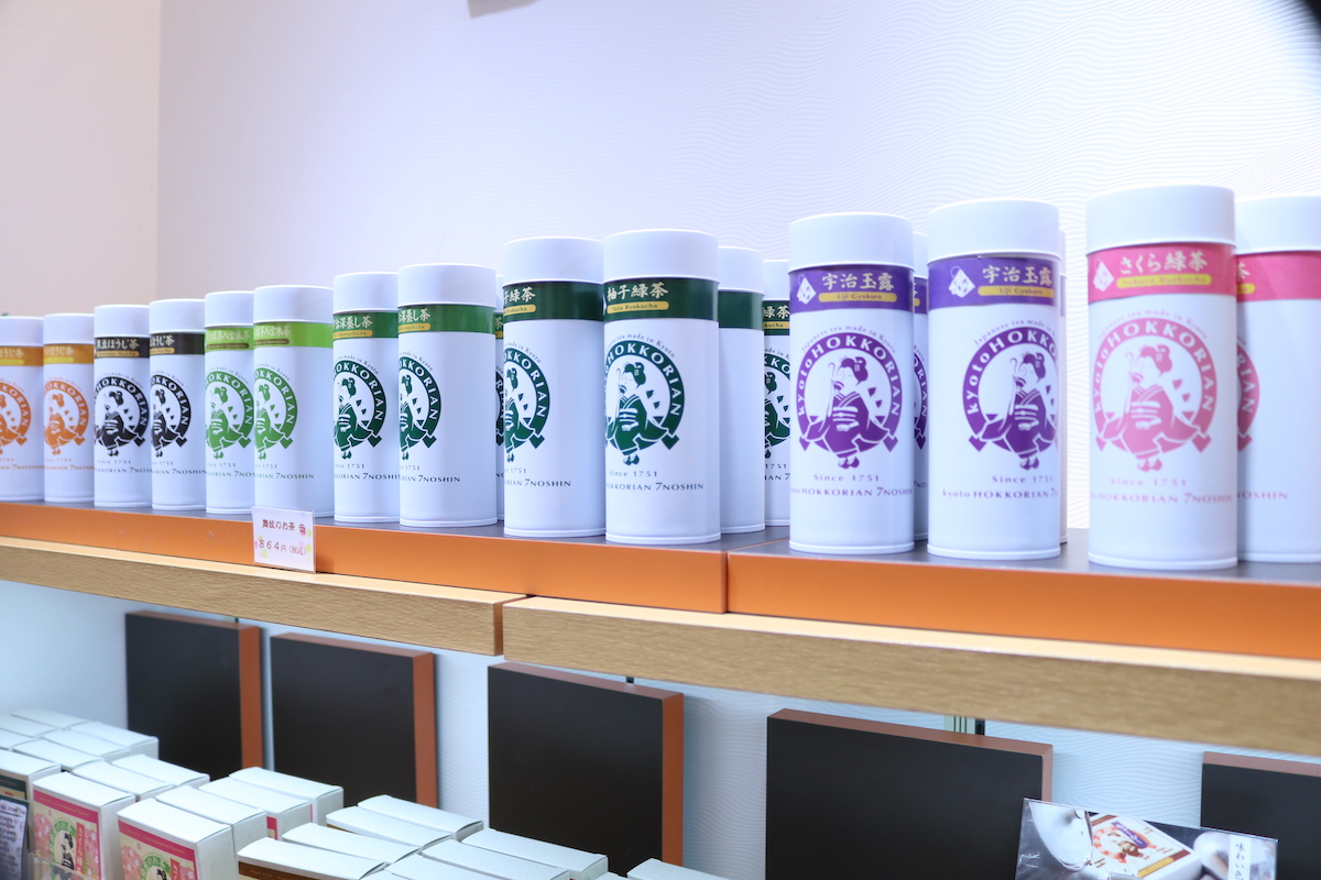 舞妓のお茶(缶) 864円