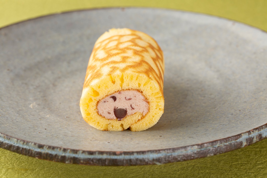 ふわふわ小倉クリームのとらの巻324円/自由が丘 蜂の家