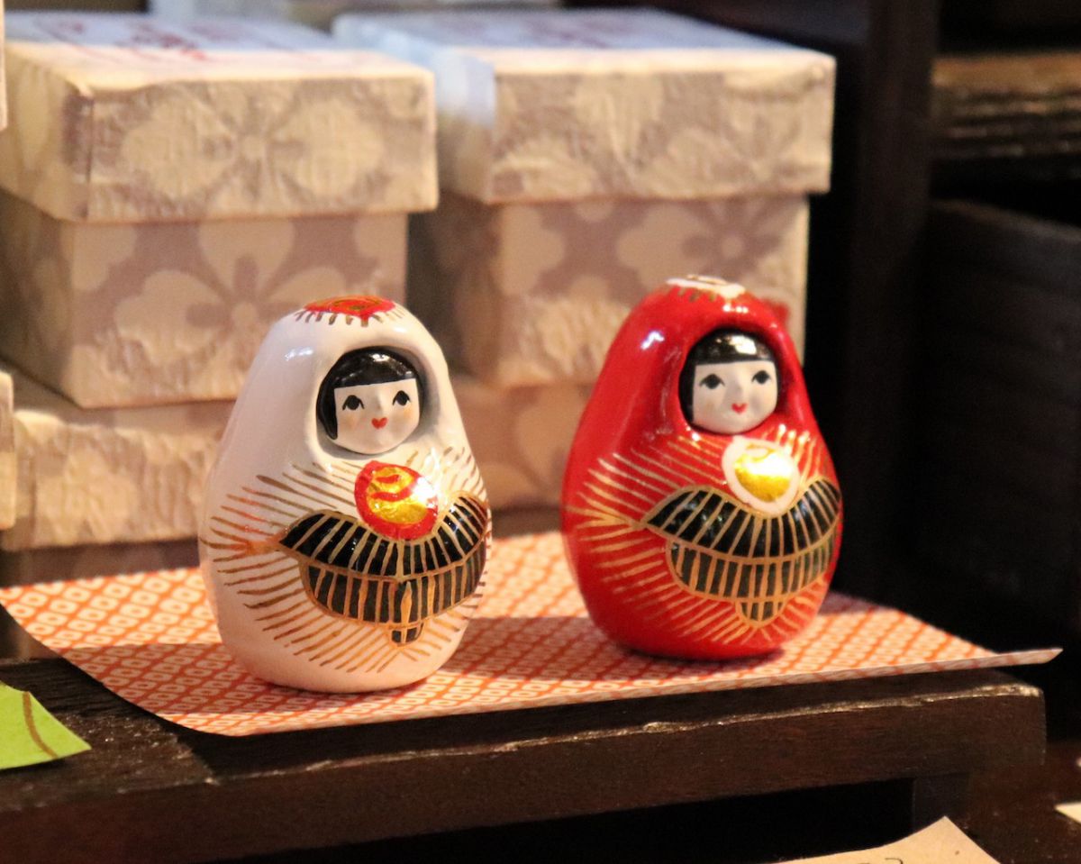 五代目両村作張子姫だるま各1296円