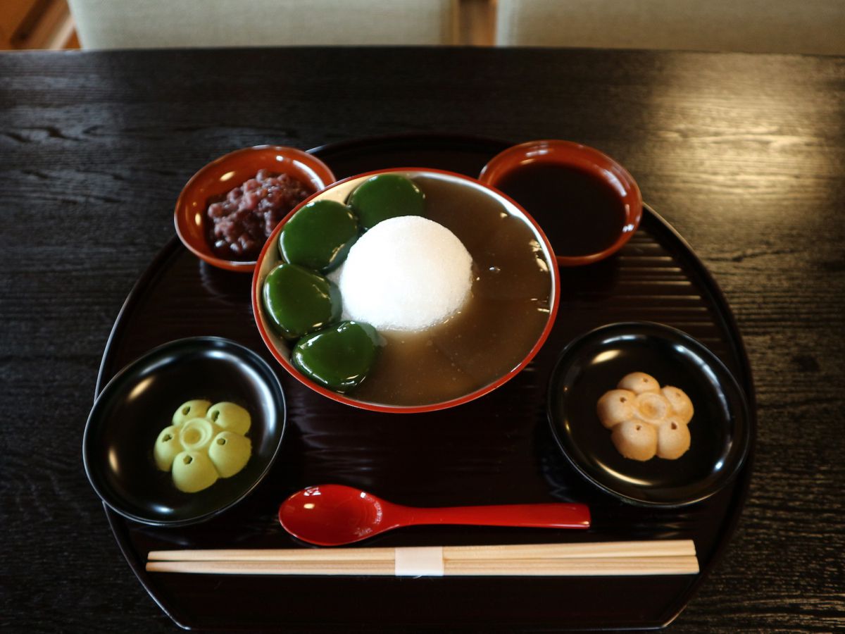 氷にもこだわりあり 行列のできる甘味処の絶品シャクシャクかき氷 るるぶ More