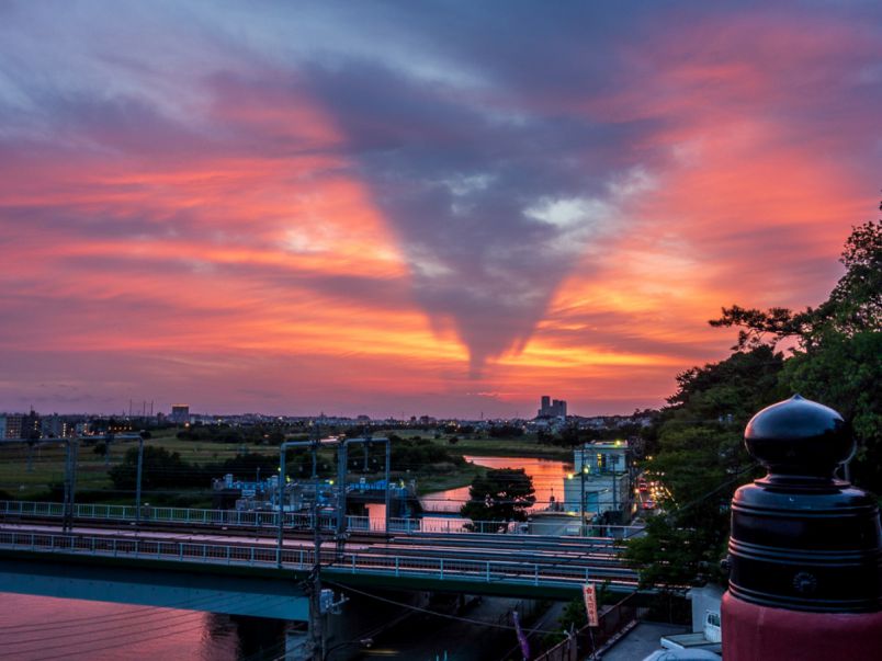 あの大人気ドラマのロケ地 神社の隠れた人気スポットから見えるのは るるぶ More