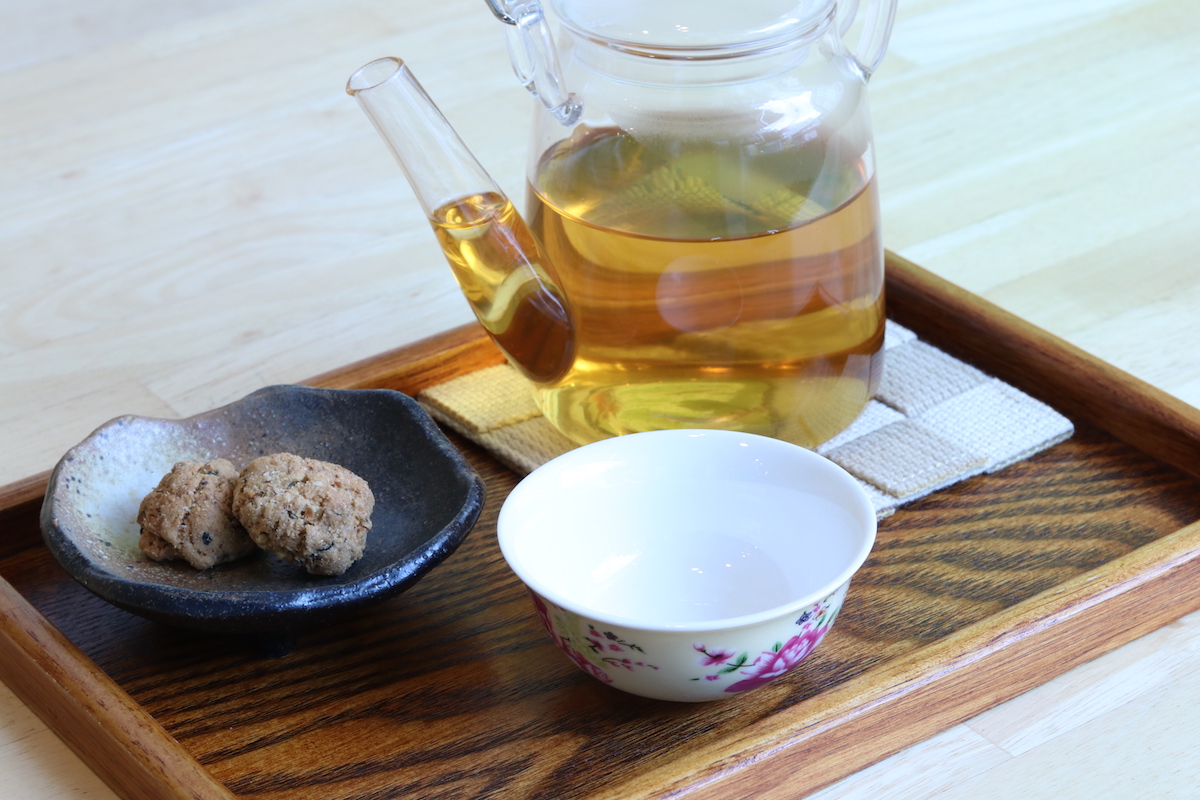 焙煎大和茶(温)360円