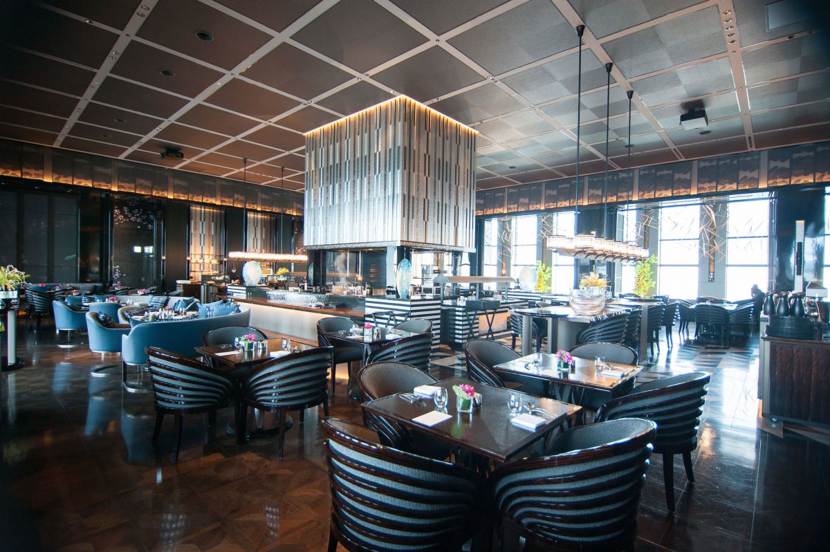 フロアの中央部にある「Tokyo Fusion Dining」