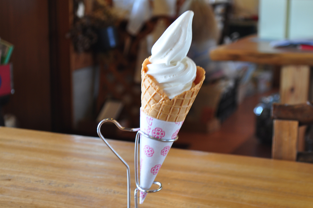 ダスマスクローズのソフトクリーム 400円