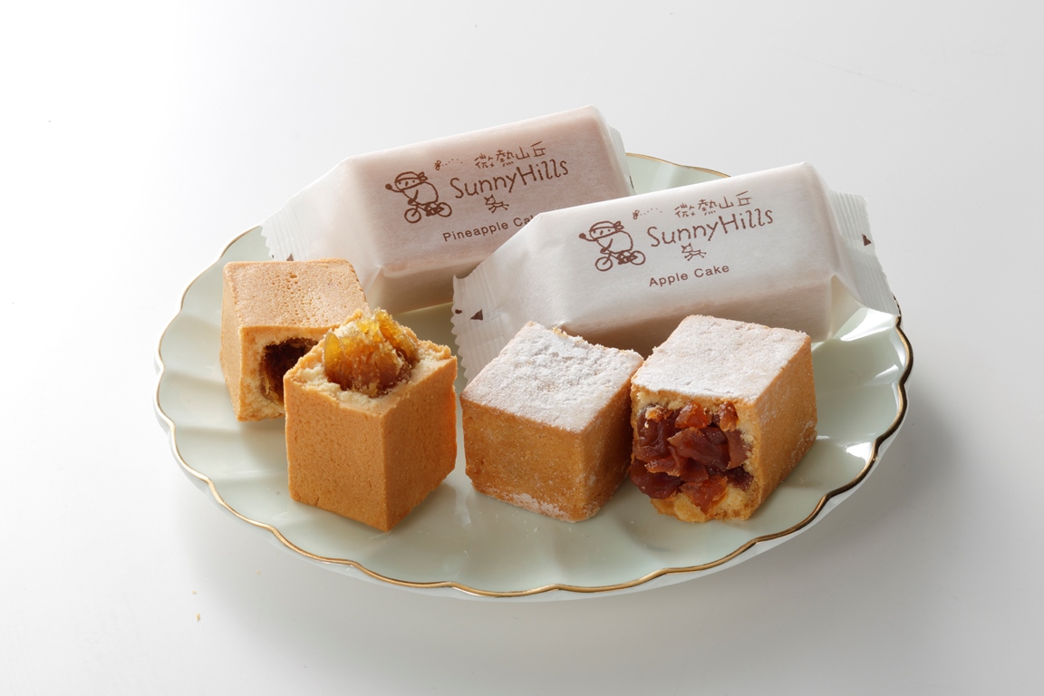 パイナップルケーキ(左)、りんごケーキ(右) 各5個入 1501円