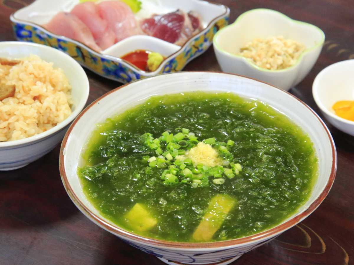 できたて島豆腐やたまご焼き 島野菜をのんびり味わう 石垣島のおいしい朝ごはん6選 るるぶ More