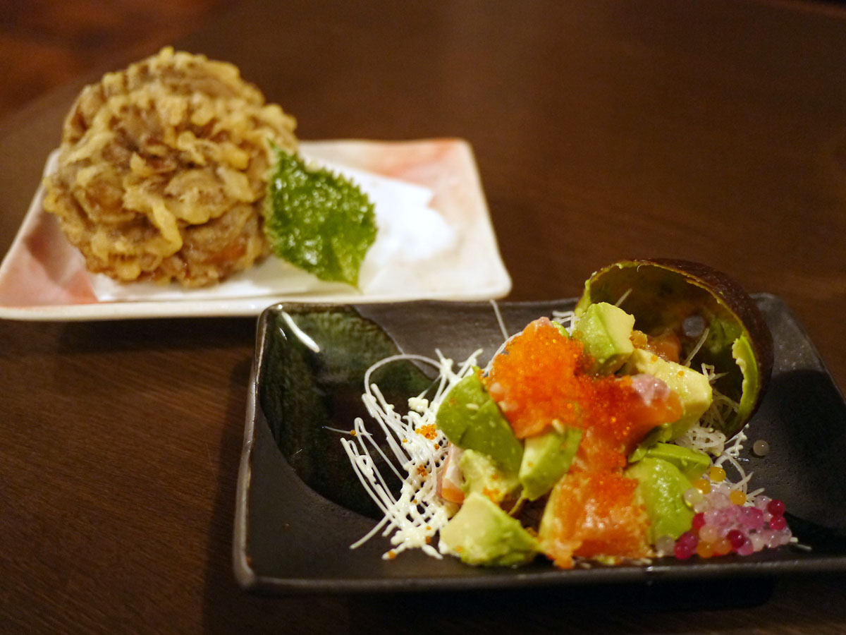 まるでパフェ イクラ 雲丹 トロ がたっぷりの超華やかな海鮮丼 るるぶ More