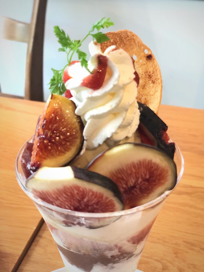 ビオレソリエスのパフェ 3000円(税別)