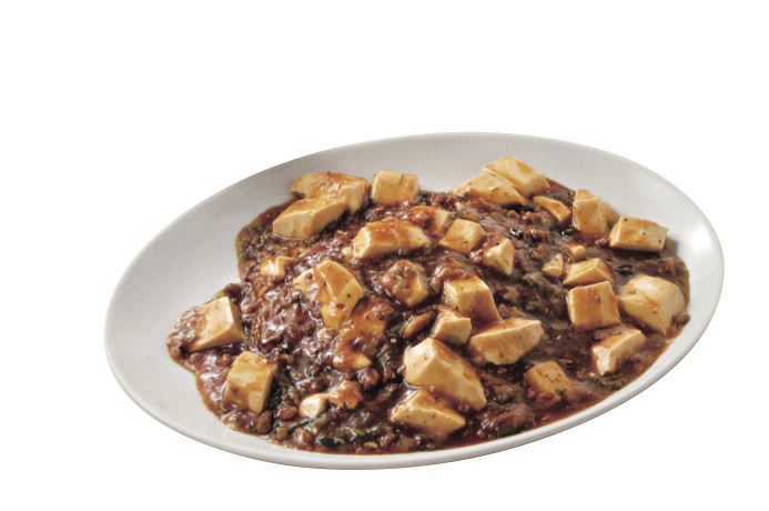 「麻婆ヤキソバ」860円。麺の両面をカリッと焼き上げて、絹ごし豆腐を使った麻婆豆腐を載せています