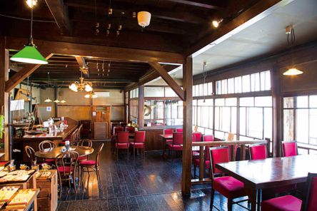 旅の途中で立ち寄りたい！歴史とロマン溢れる小樽のレトロカフェ3選