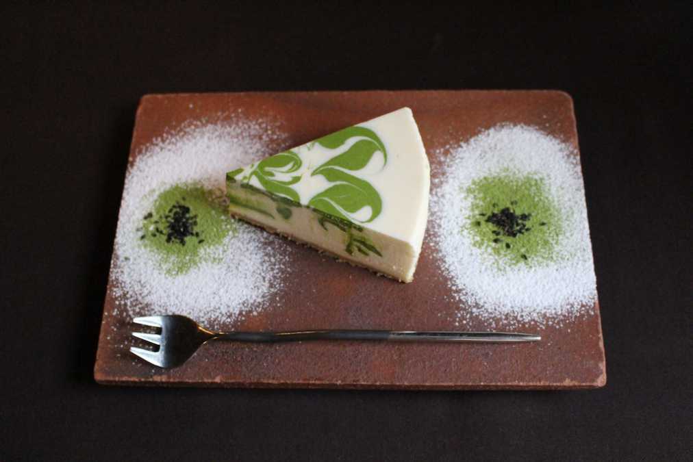 抹茶レアチーズケーキセット(ドリンク付)