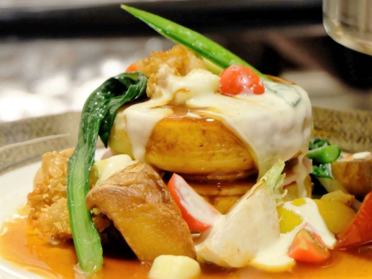 めちゃめちゃ贅沢 とろ りチーズたっぷりの ここにしかない 極上パンケーキ るるぶ More