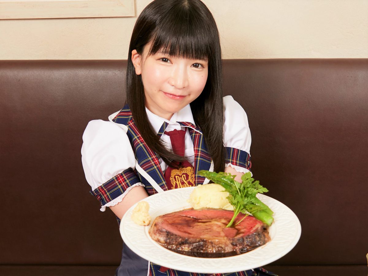 Us産最高級リブロースの極厚ローストビーフ 大食いアイドルもえのあずきの絶品グルメ るるぶ More