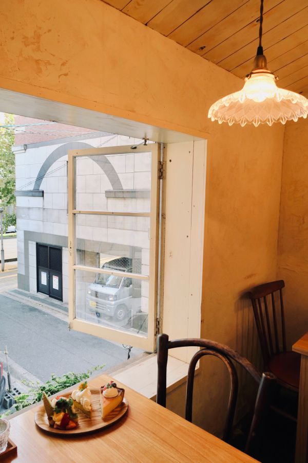 福岡 大濠公園の路地裏カフェで味わう キュートすぎる秋タルト るるぶ More