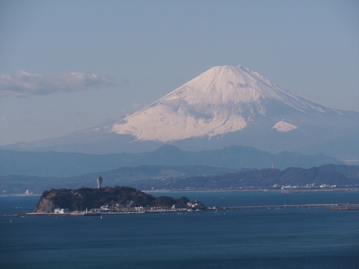 年 湘南のおすすめ穴場スポット 披露山公園で富士山の絶景が楽しめる るるぶ More
