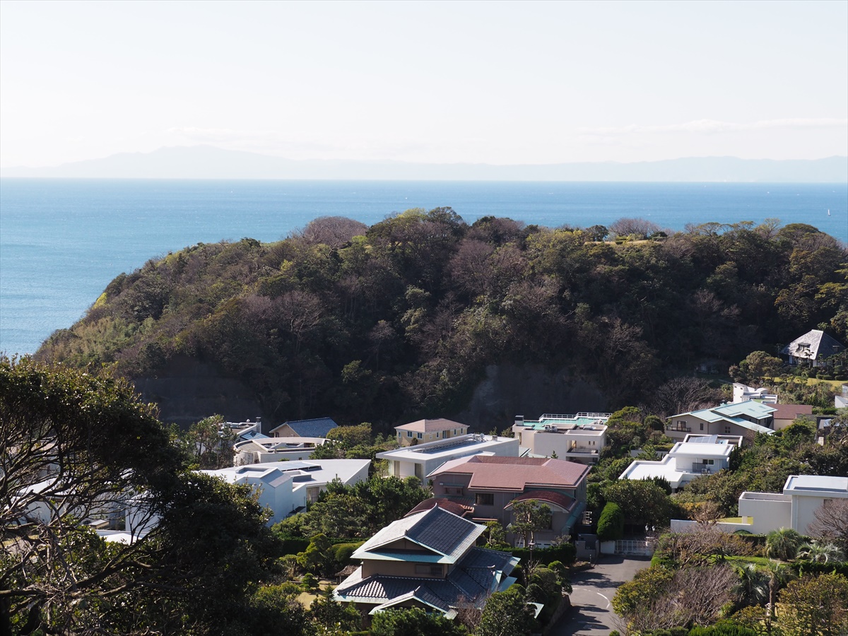 海に突き出した岬「大崎公園」
