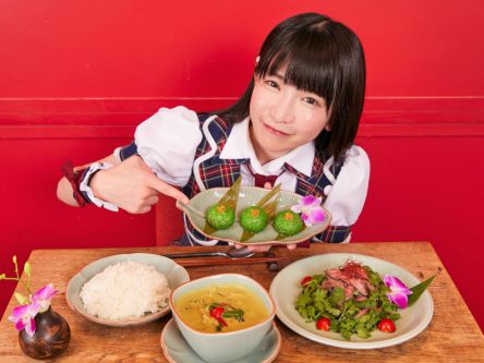 緑色のタピオカも楽しめるアジア料理店【大食いアイドルもえのあずきの絶品グルメ】