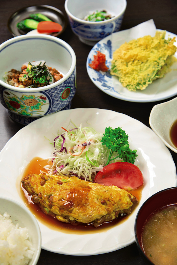 ここでしか味わえない納豆料理が並ぶ納豆御膳