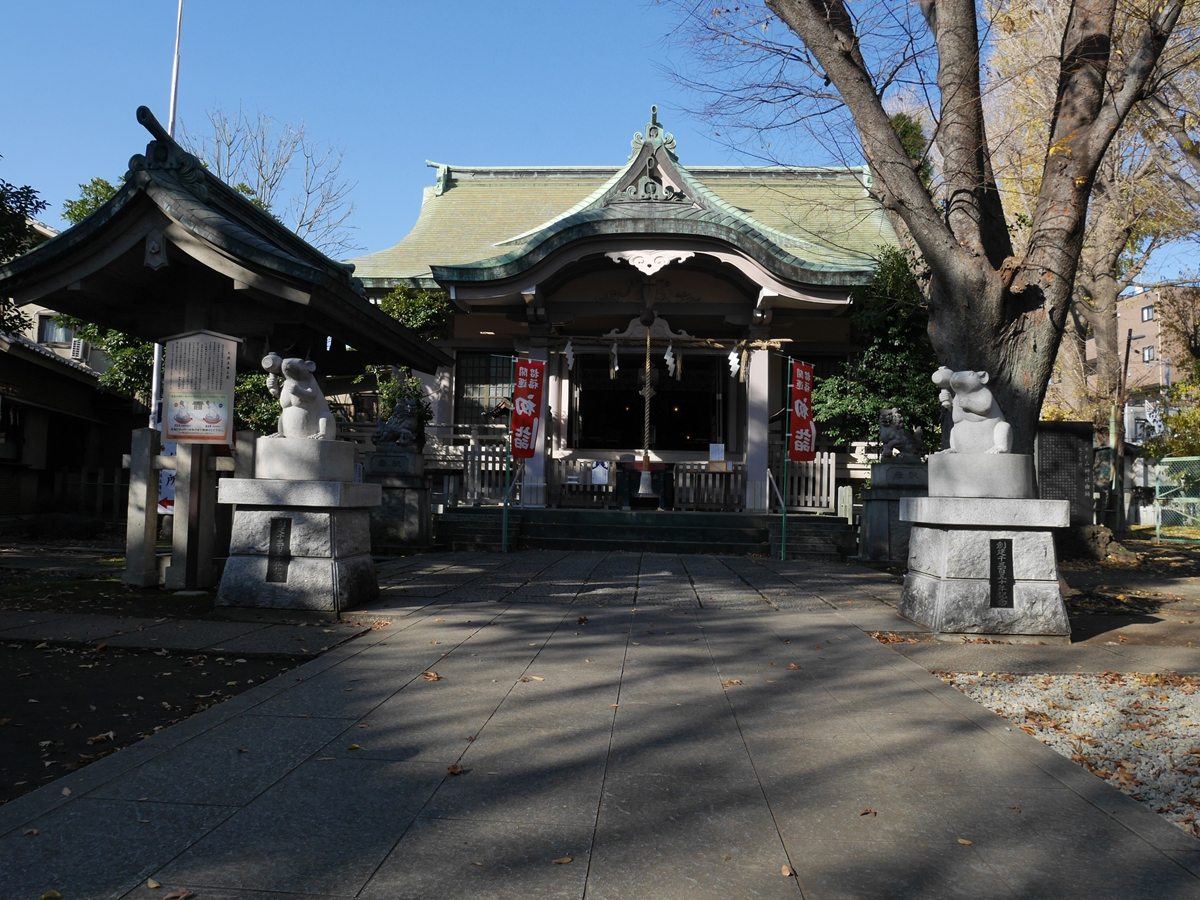 都内から観光がてら日帰りで行ける 縁結びにご利益がある神奈川の神社3選 るるぶ More
