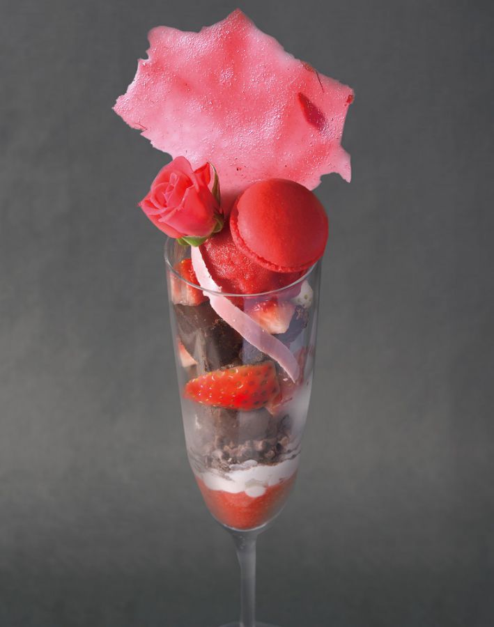 旬の いちご を贅沢に使用したスイーツが勢揃い 東京ミッドタウンの とっておきのいちご Sweets るるぶ More