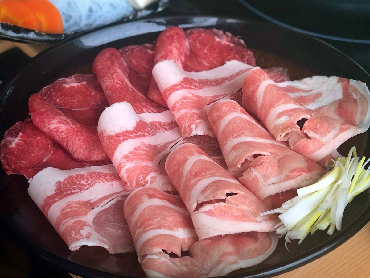 銀座なのに1000円台 ボリューム満点の絶品 肉ランチ 3選 るるぶ More