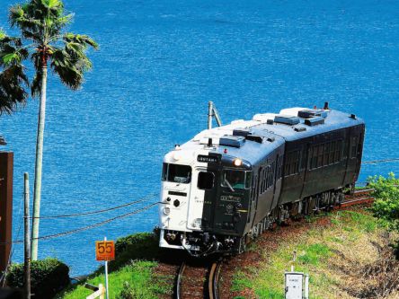 観光列車でGO!!鹿児島～指宿の観光列車「指宿の玉手箱」