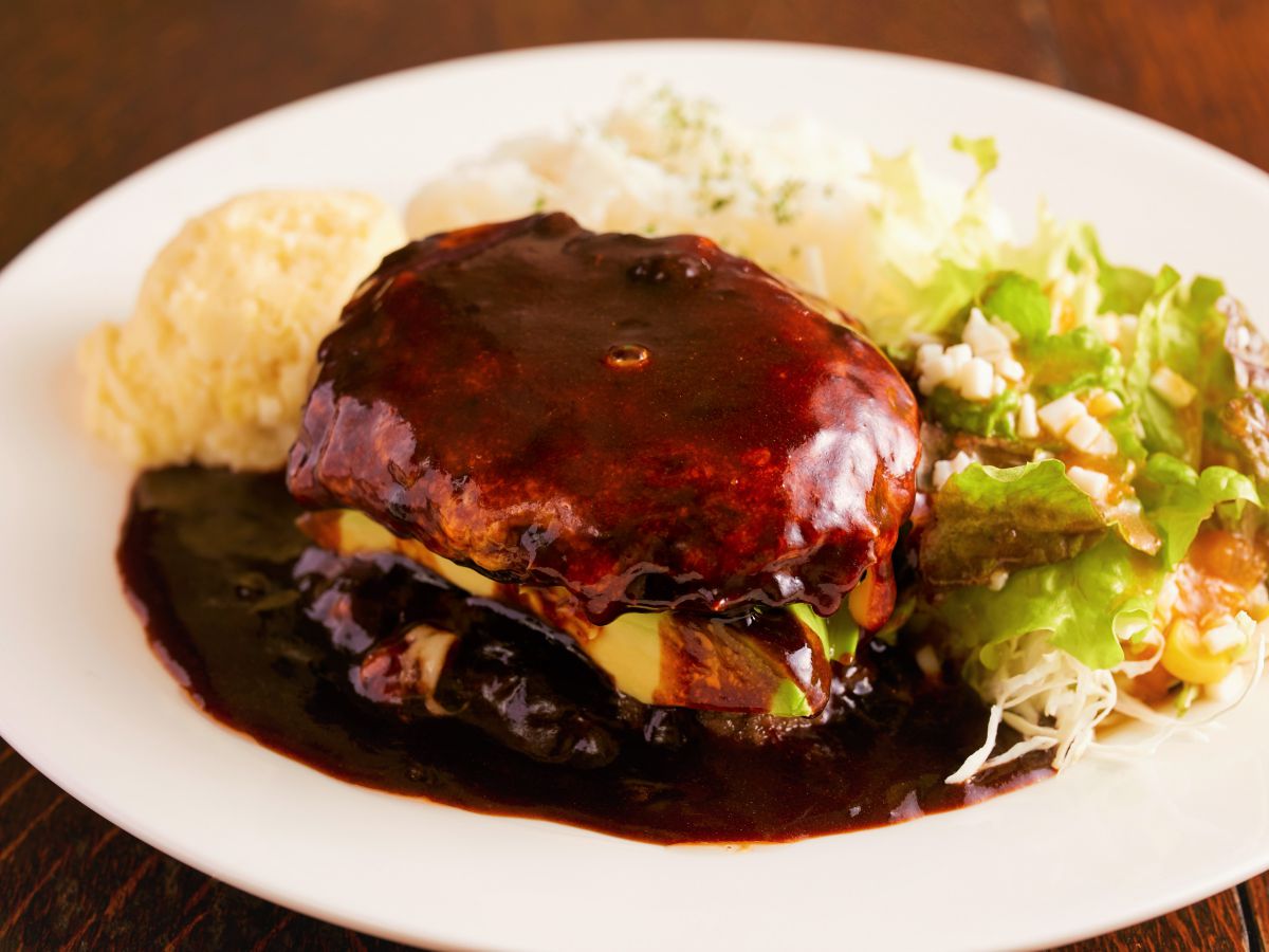ハンバーグダブル1200円 ※ランチメニューより