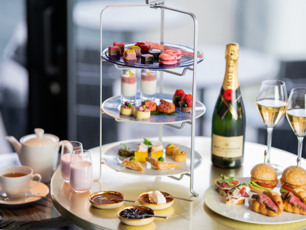 銀座のバーラウンジで味わうほかでは味わえないココだけのアフタヌーンティー