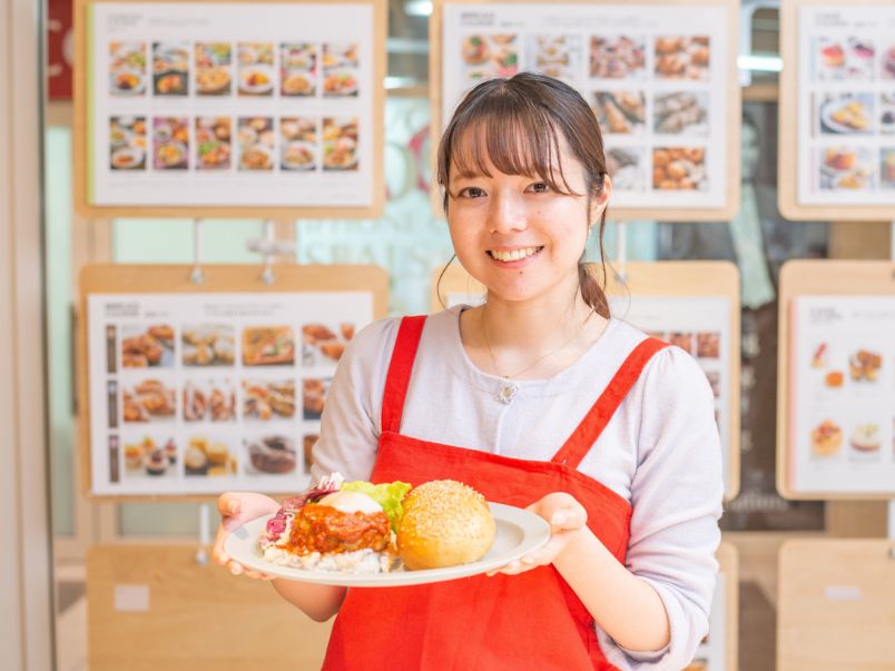 ピクニックにもおすすめのロコモコ＆セサミブレッドに挑戦！～ABC