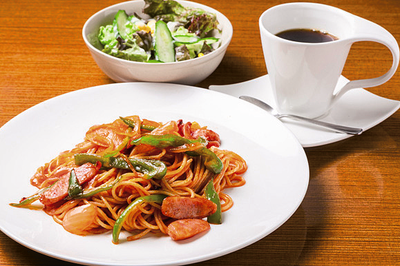 ホッとする懐かしい味わいのナポリタン