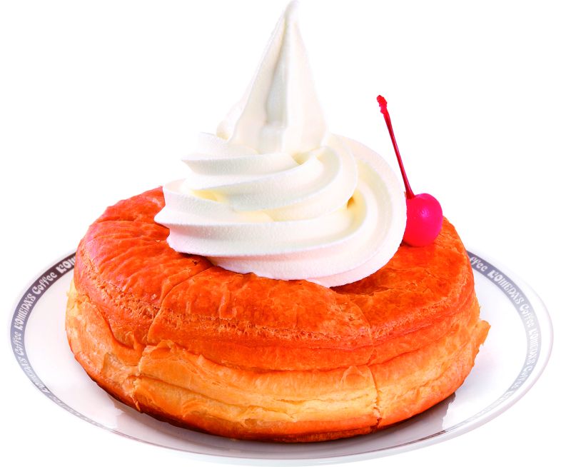 ふんわりアツアツのデニッシュにソフトクリームをのせた大定番スイーツ
