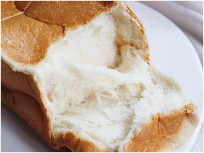 しっとり柔らか超リッチ！“最高級食パン専門店の人気No1”はちみつ香る生食パン