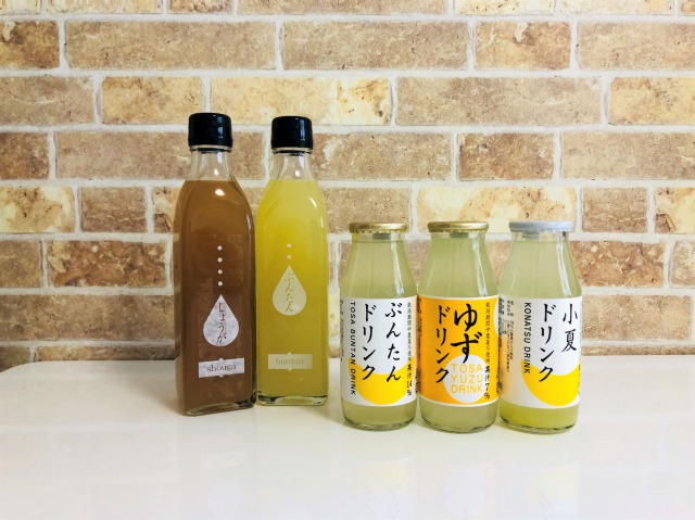 しょうがシロップ、ぶんたんシロップ各1166円 ぶんたんドリンク、ゆずとリンク、小夏ドリンク 各257円