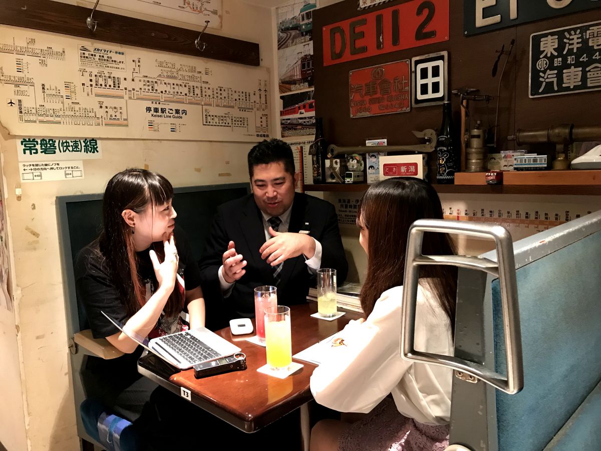 お2人のマニアックな話に小野さんたじたじ。鉄道トークは脱線が止まらない!