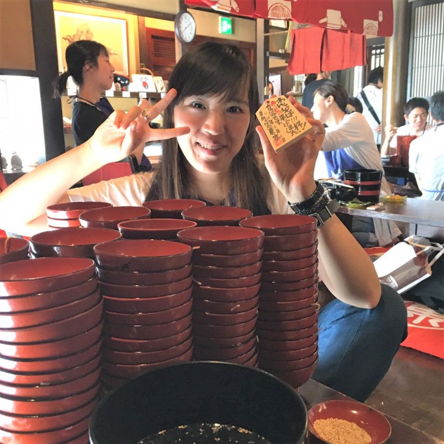 100杯以上食べると証明手形が貰える!