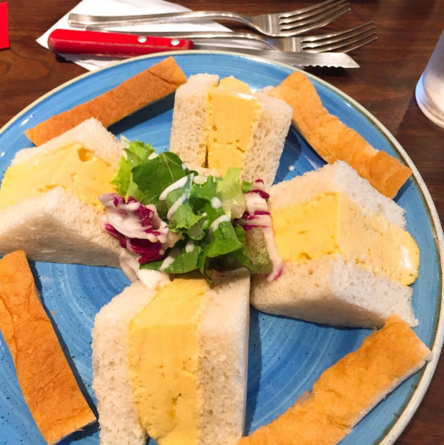 厚焼きたまごサンドイッチ 693円
