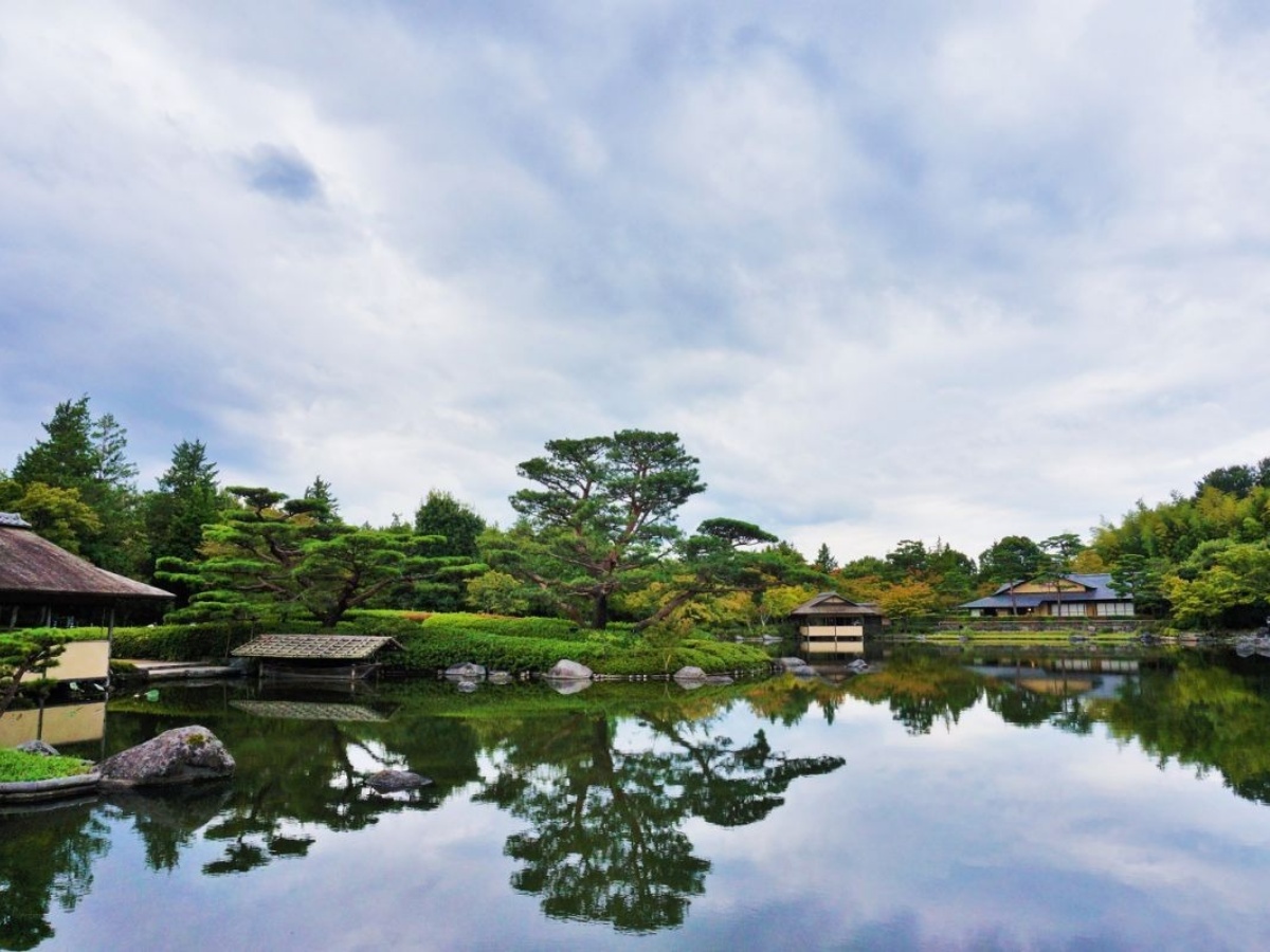 本当に500円以下でいいの 都会の喧騒から離れゆっくりできる都内の日本庭園3選 るるぶ More
