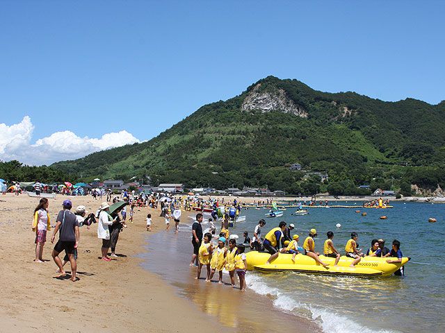 愛媛県のおすすめビーチ 海水浴場 年度の開催 中止は るるぶ More