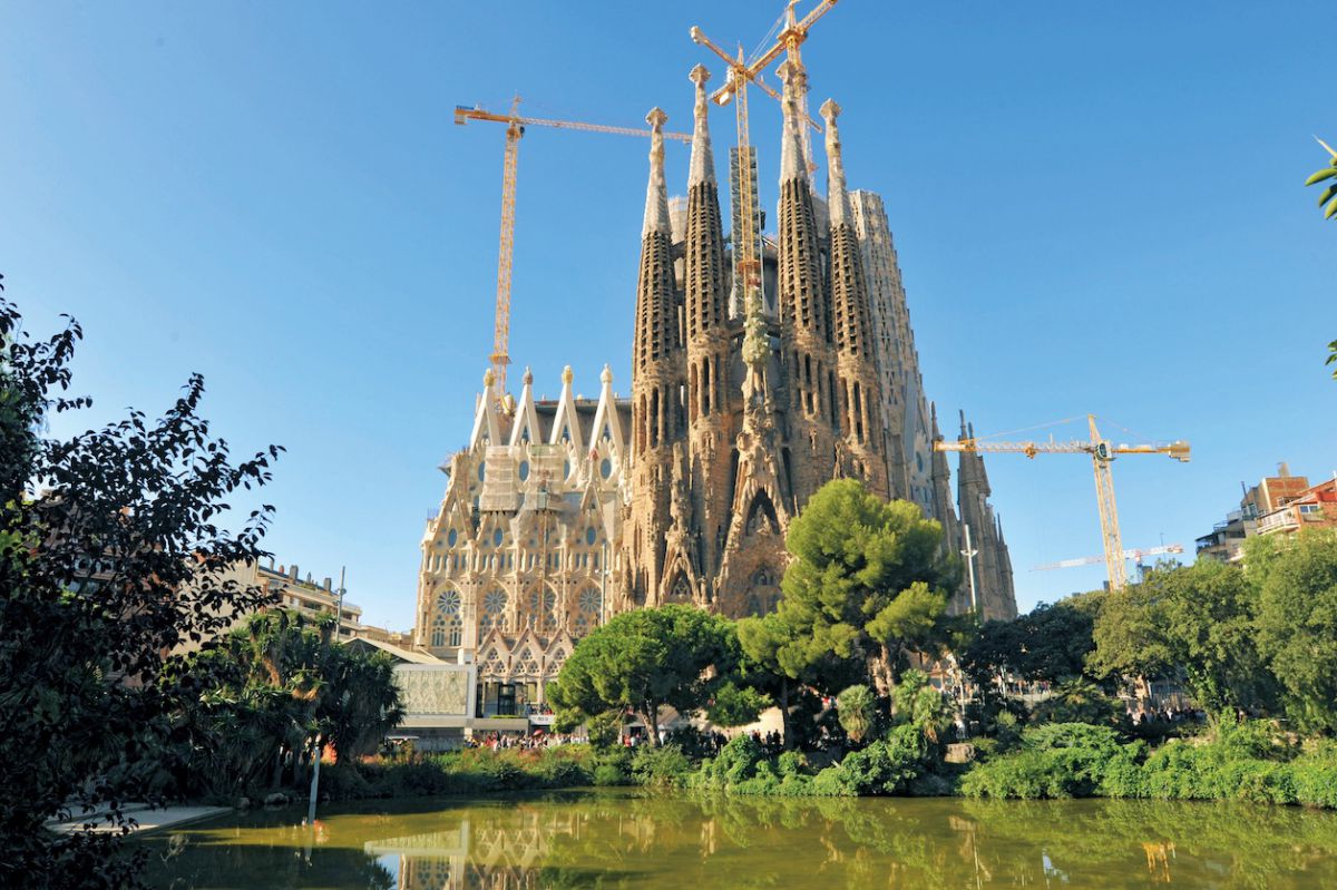 サグラダファミリア 完成図