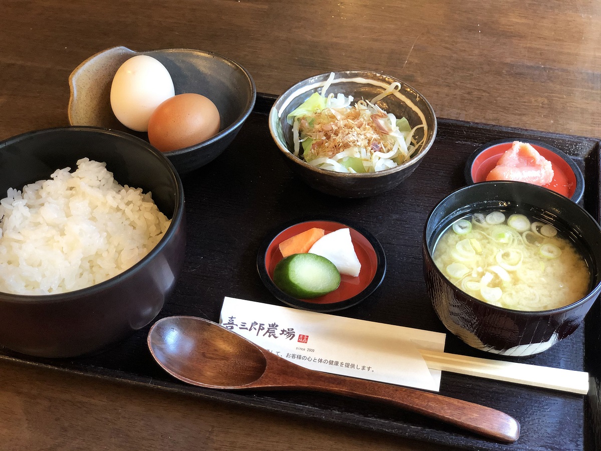 「卵かけご飯御前(卵食べ放題)」 740円(税抜 ※ご飯のおかわりは230円(税抜)