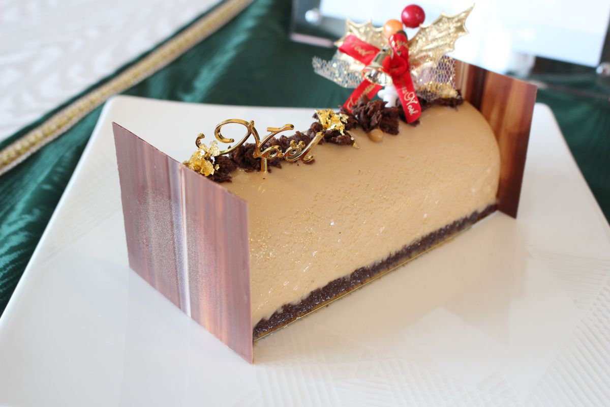 「Bûche de Noël (ブッシュ・ド・ノエル)」4104円