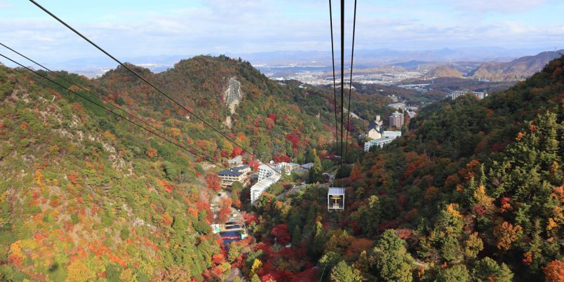 ロープウェイから山の紅葉絶景を見渡せるスポット24選 ハイキングの起点にも