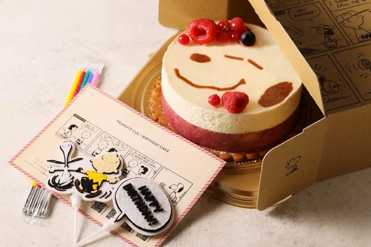 スヌーピーのバースデーケーキでお祝い Peanuts Cafe オンラインショップ で数量限定販売スタート るるぶ More
