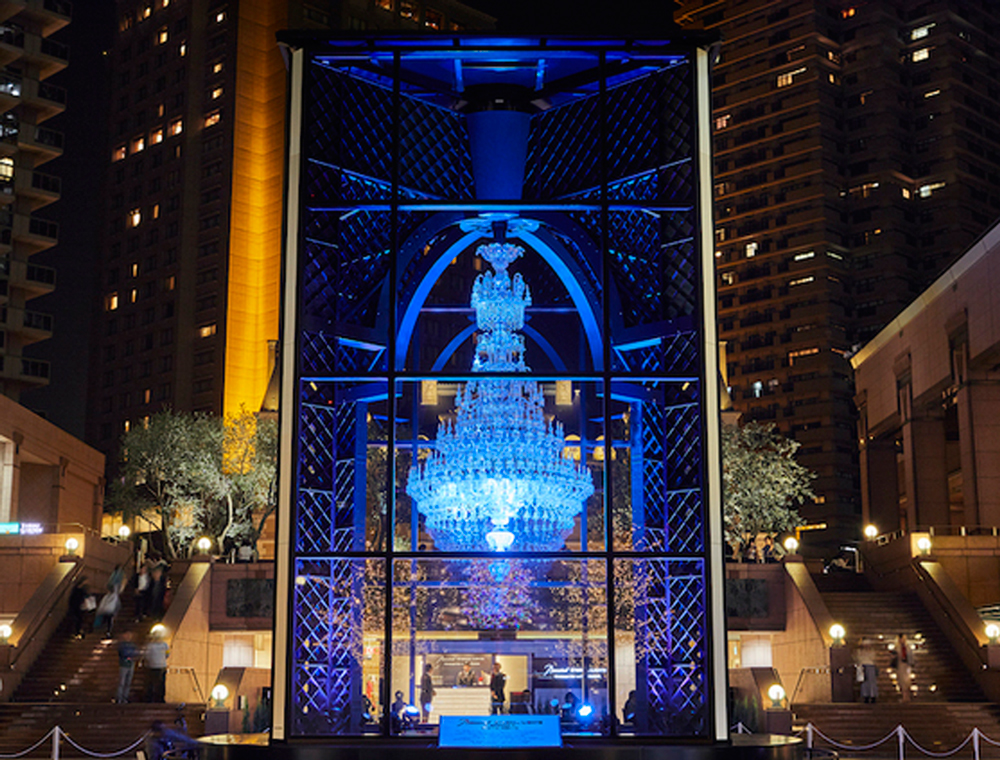 人気イルミのすぐそば 都内の 夜景を望むバー 5選 ハズさないクリスマスデートプランはこれ るるぶ More