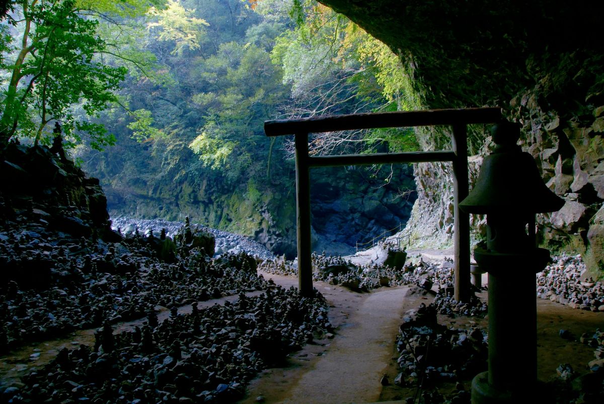天安河原