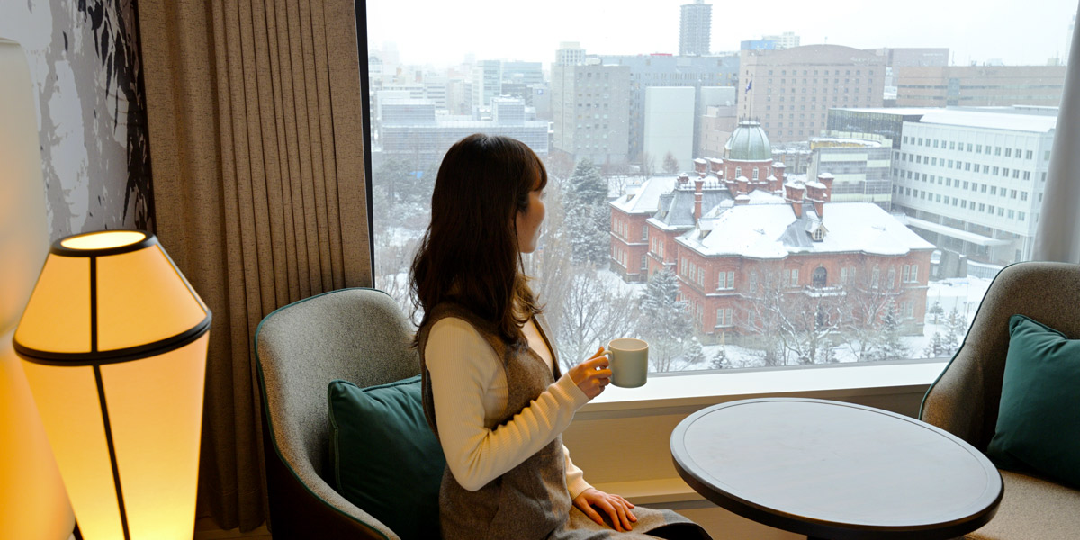 赤レンガ道庁舎の絶景ビュー 朝食は 勝手丼 を好きなだけ 都会派