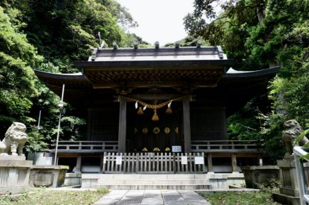 甘縄神明宮は『鎌倉殿の13人』のひとり、安達盛長ゆかりの地。2022年大河ドラマの聖地巡礼に！
