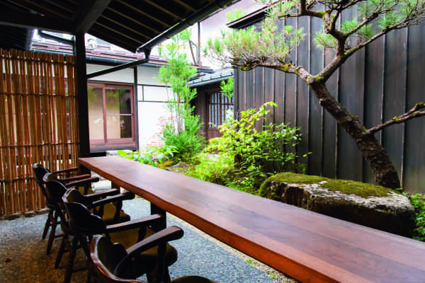 和スイーツに癒される 飛騨高山おすすめの町家カフェ５選 るるぶ More